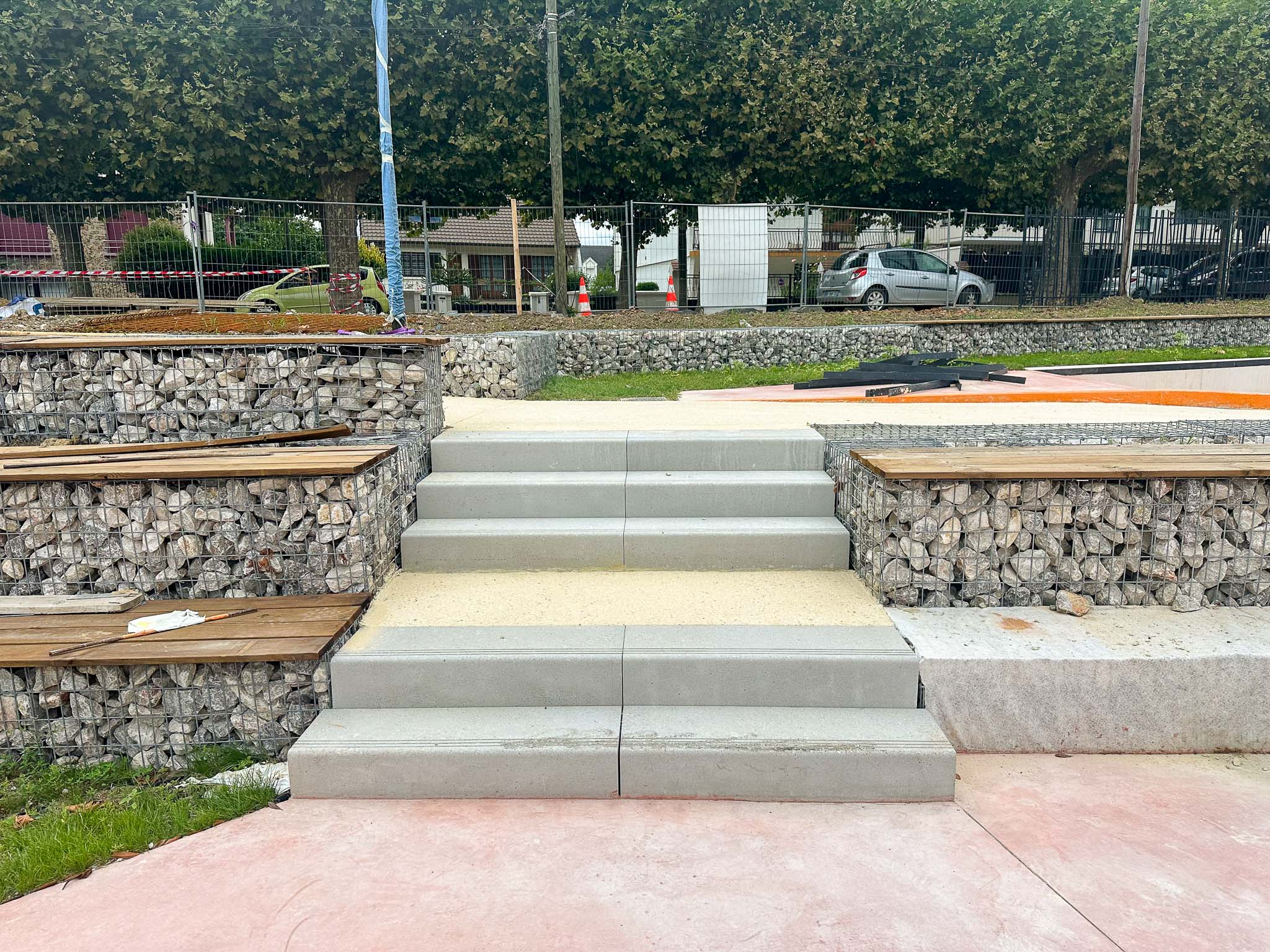 Parc Coeur de Ville Bowl Gournay-sur-Marne Skate Spot 4/5