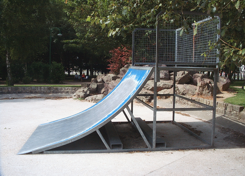 Les Fours à Brique Skatepark Bihorel Skate Spot 1/5
