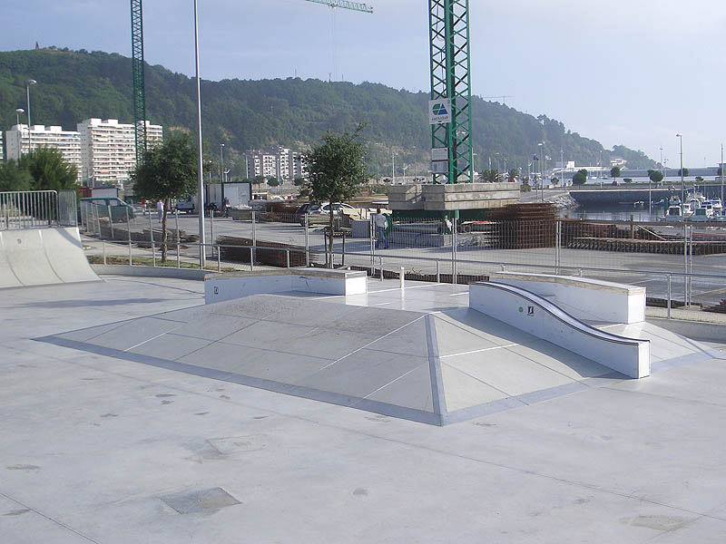 Kirol Kaia Skatepark Hondarribia Skate Spot 4/5