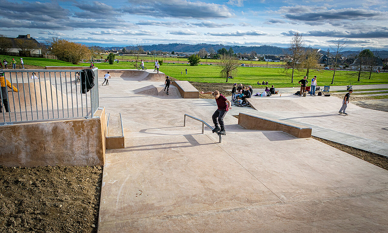 Les Remparts Skatepark Lescar Skate Spot 4/5