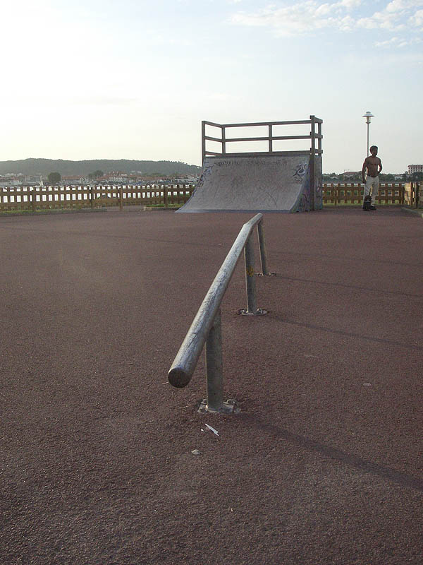 Beltzenea Skatepark Hendaye Skate Spot 2/5