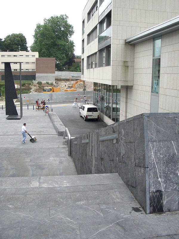 Juzgado Plaza Irun Skate Spot 5/5