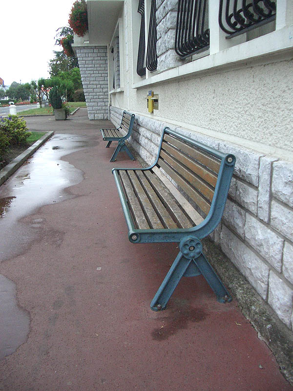 La Junque Plaza Jurançon Skate Spot 3/5