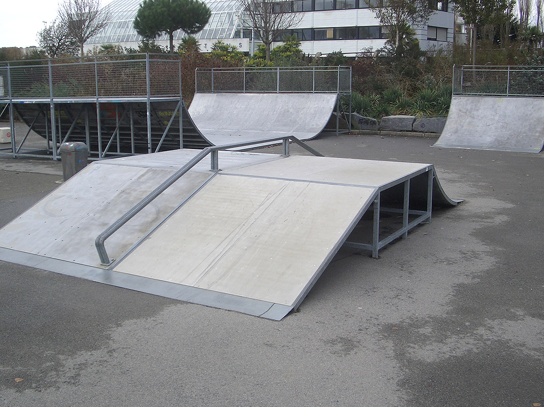 Les Salines Skatepark La Baule Escoublac Skate Spot 2/5