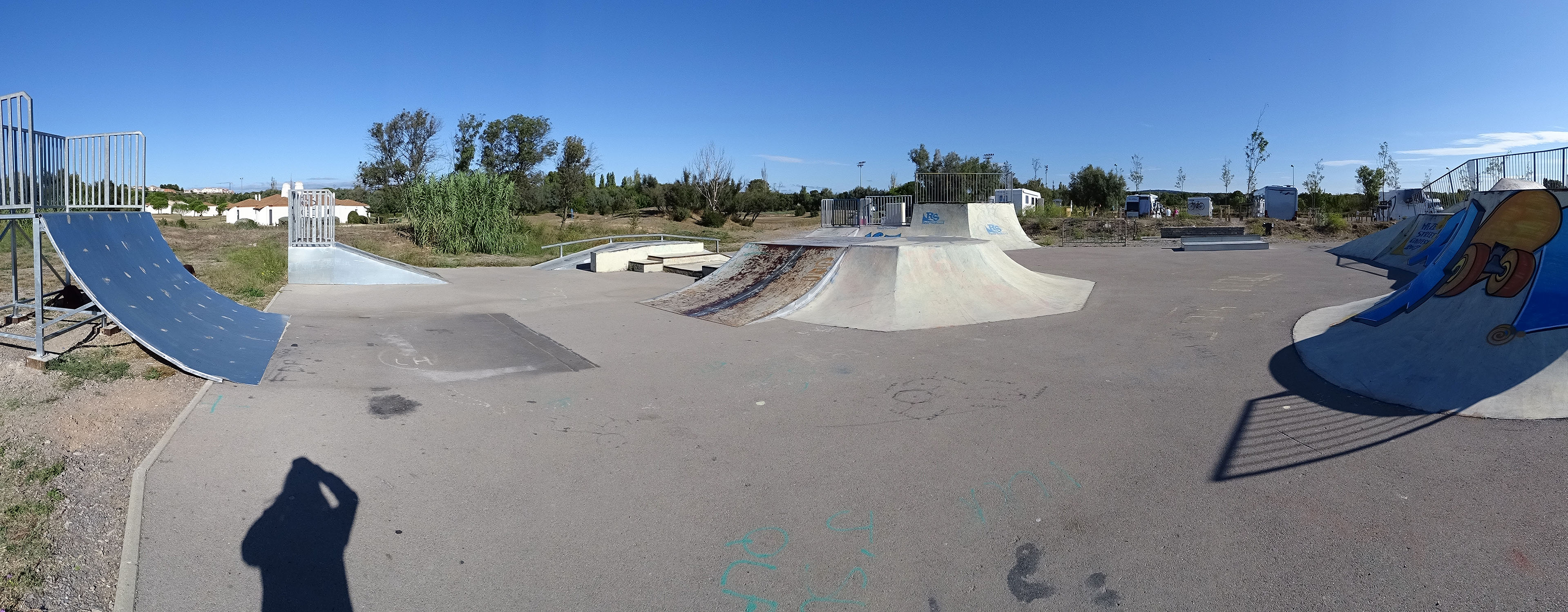 Parc du Sesquier Skatepark Mèze Skate Spot 2/5