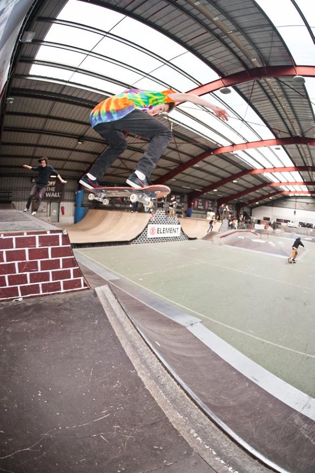 Cosanostra Indoor Chelles Skate Spot 5/5