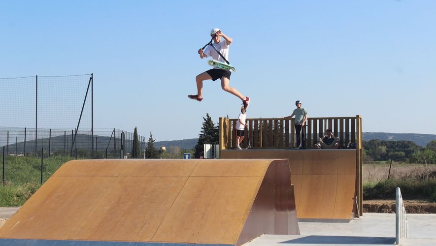 Complexe sportif Corbière Skatepark Pignan Skate Spot 3/5