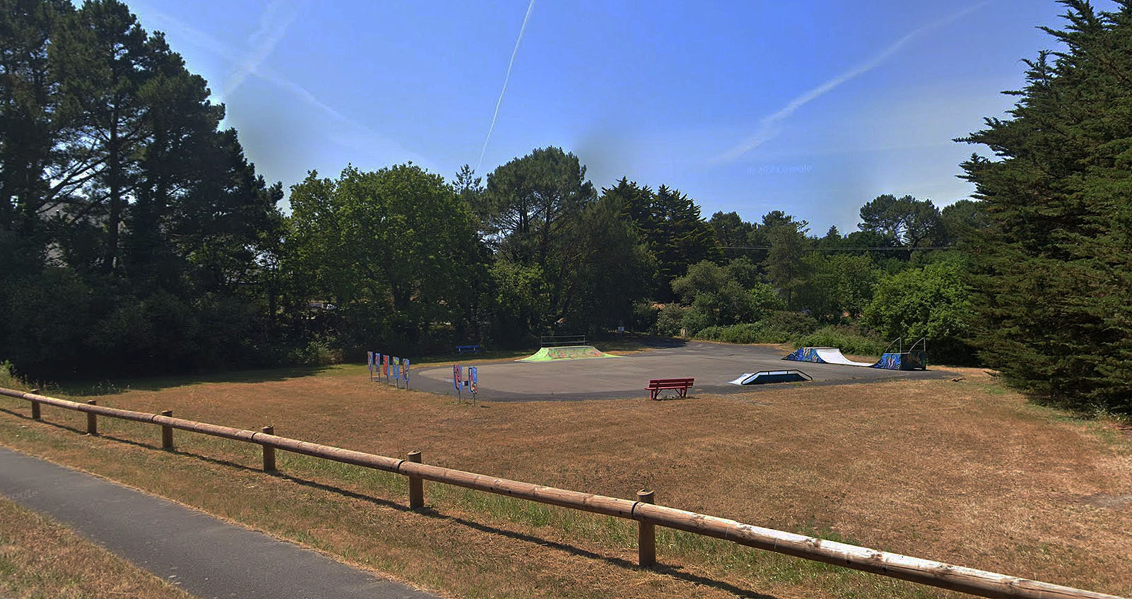 Plobannalec Skatepark Plobannalec Lesconil Skate Spot 2/5