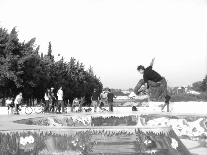 Poussan Skatepark Poussan Skate Spot 4/5