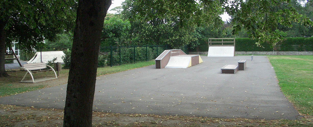 La Mairie Skatepark Puyoô Skate Spot 1/5