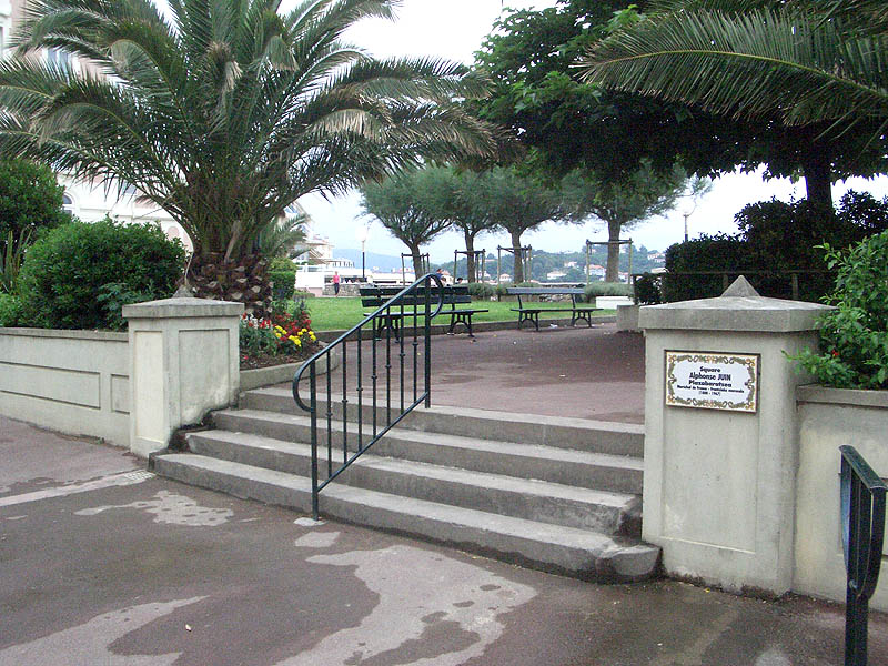 La Digue Spot Street Saint Jean de Luz Skate Spot 4/5
