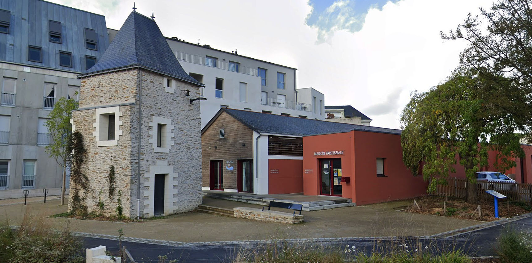 Église Spot Street Sainte Luce sur Loire Skate Spot 3/5