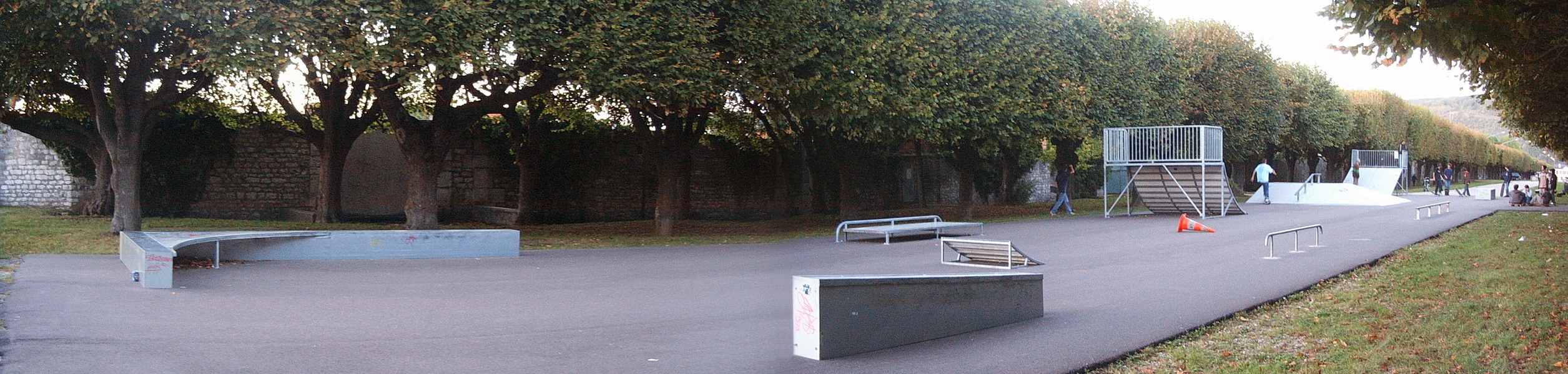 Catherine Cordier Skatepark Vernon Skate Spot 2/5