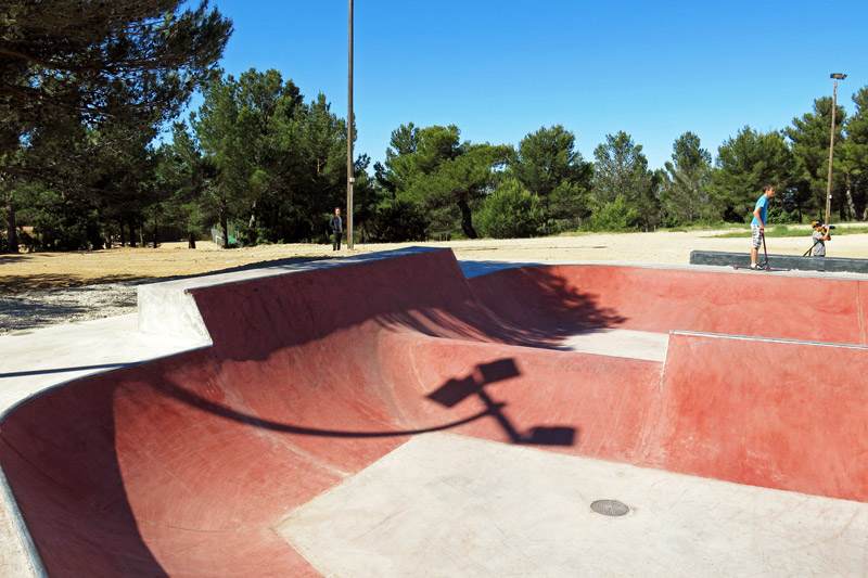 Parc des Sports Skatepark Venelles Skate Spot 4/5