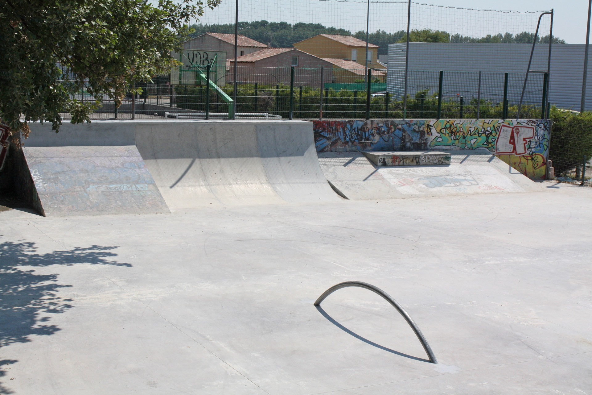 Inter Skatepark Saint Martin de Crau Skate Spot 2/5