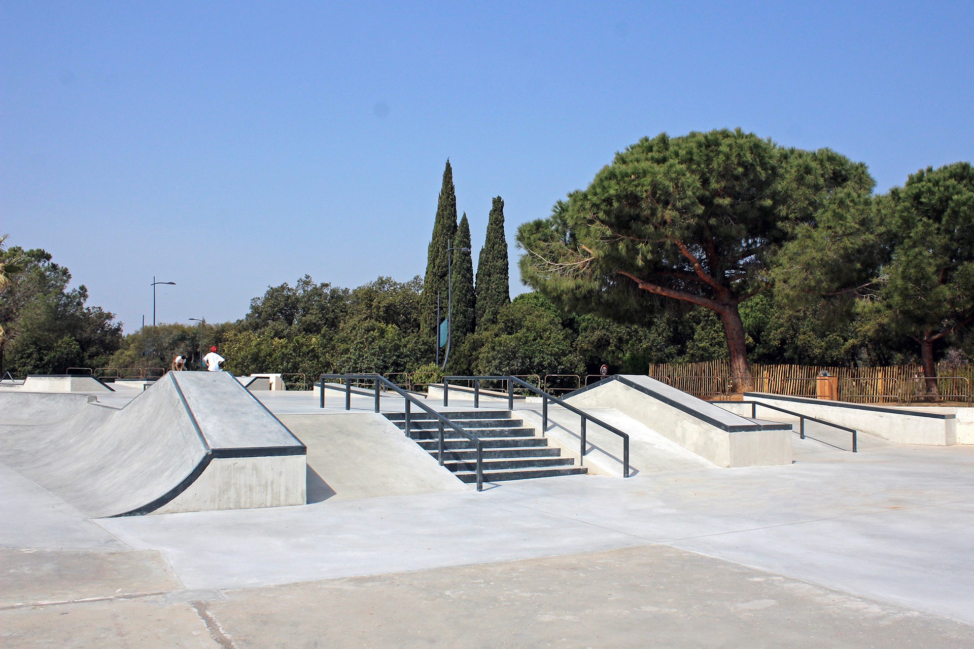 Hyères Skatepark Hyères Skate Spot 4/5