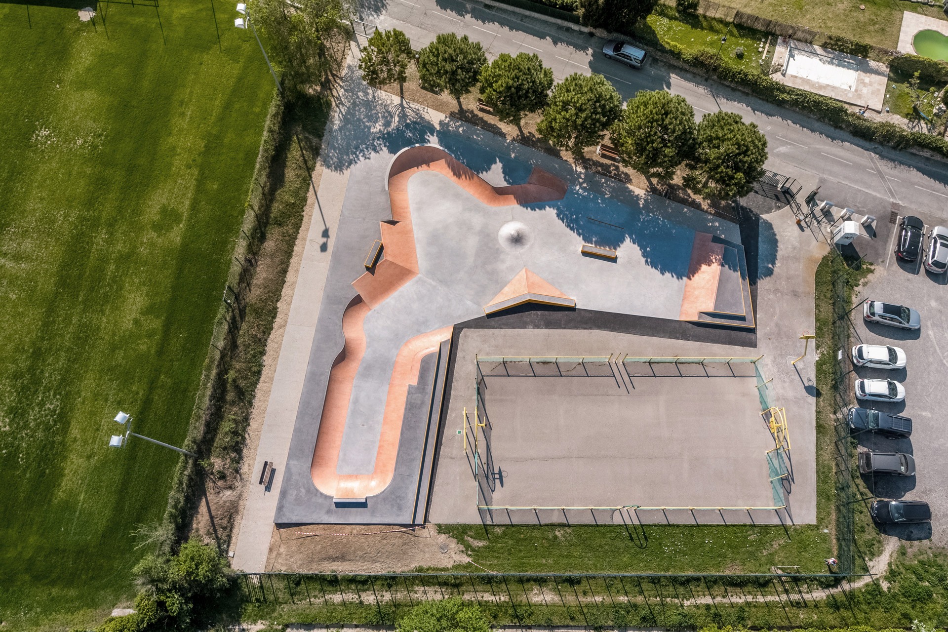 Le Bastidon Skatepark Alleins Skate Spot 4/5