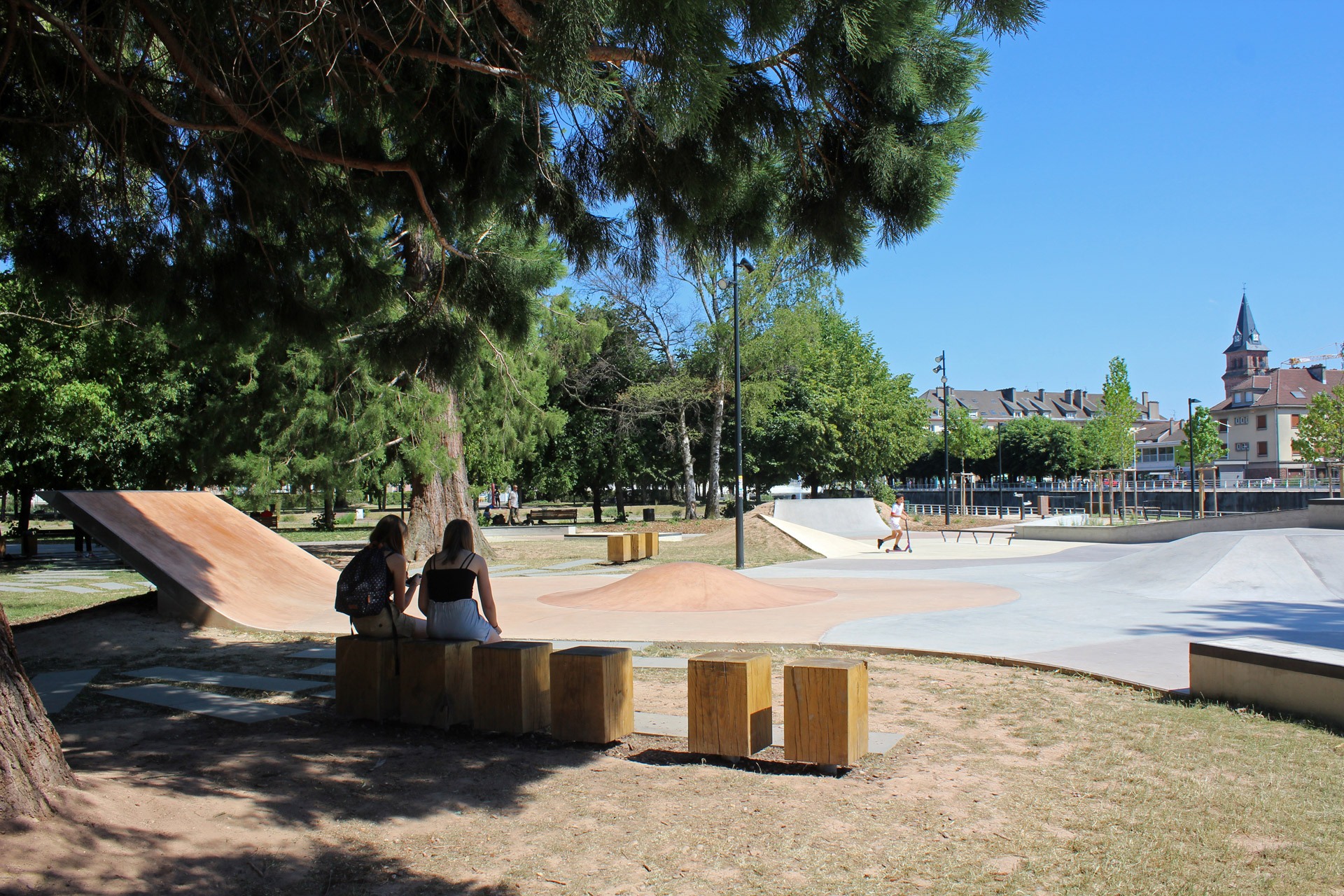 Parc Jean Mansuy Skatepark Saint Dié des Vosges Skate Spot 4/5