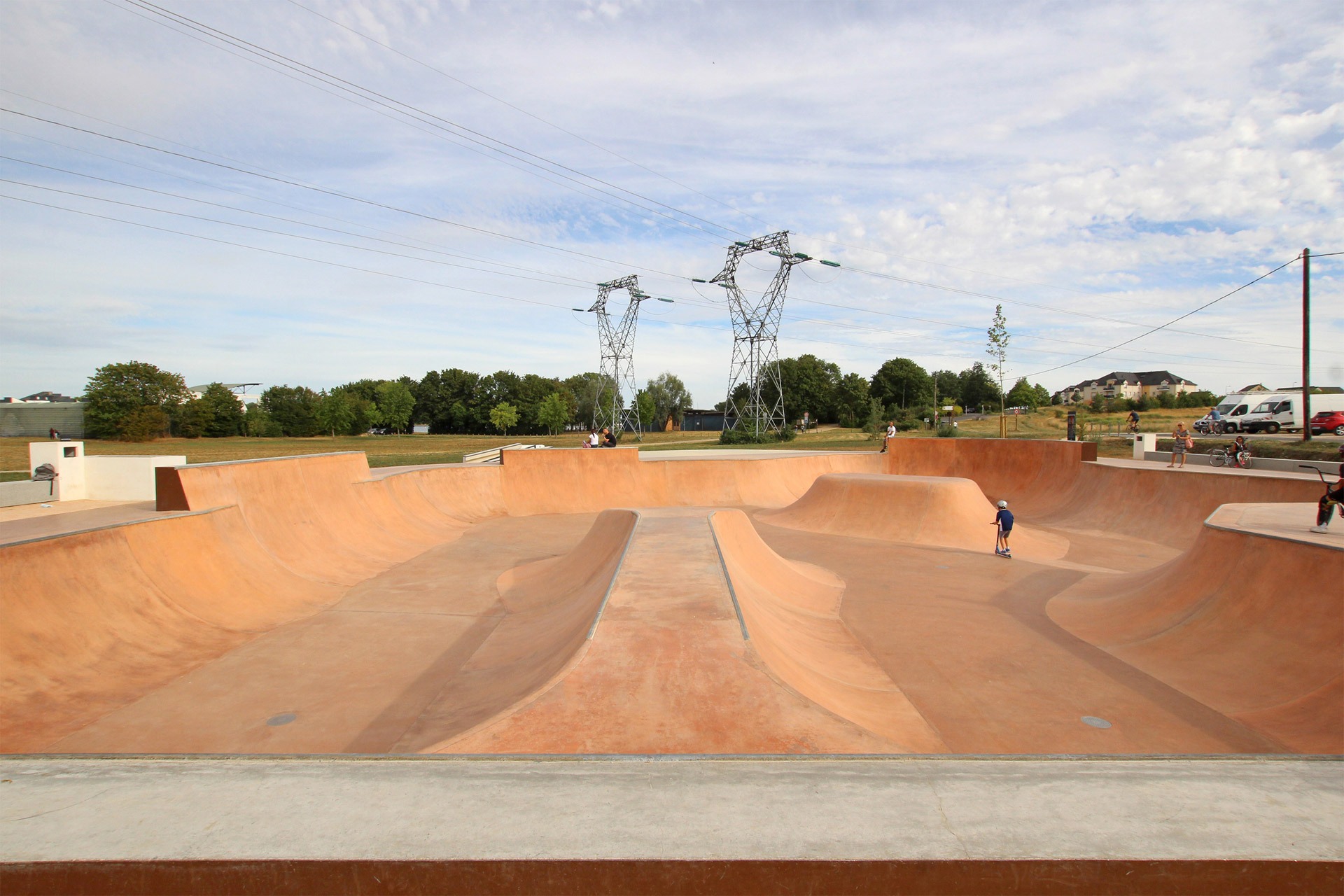 Arthur Noyer Skatepark Bourges Skate Spot 4/5