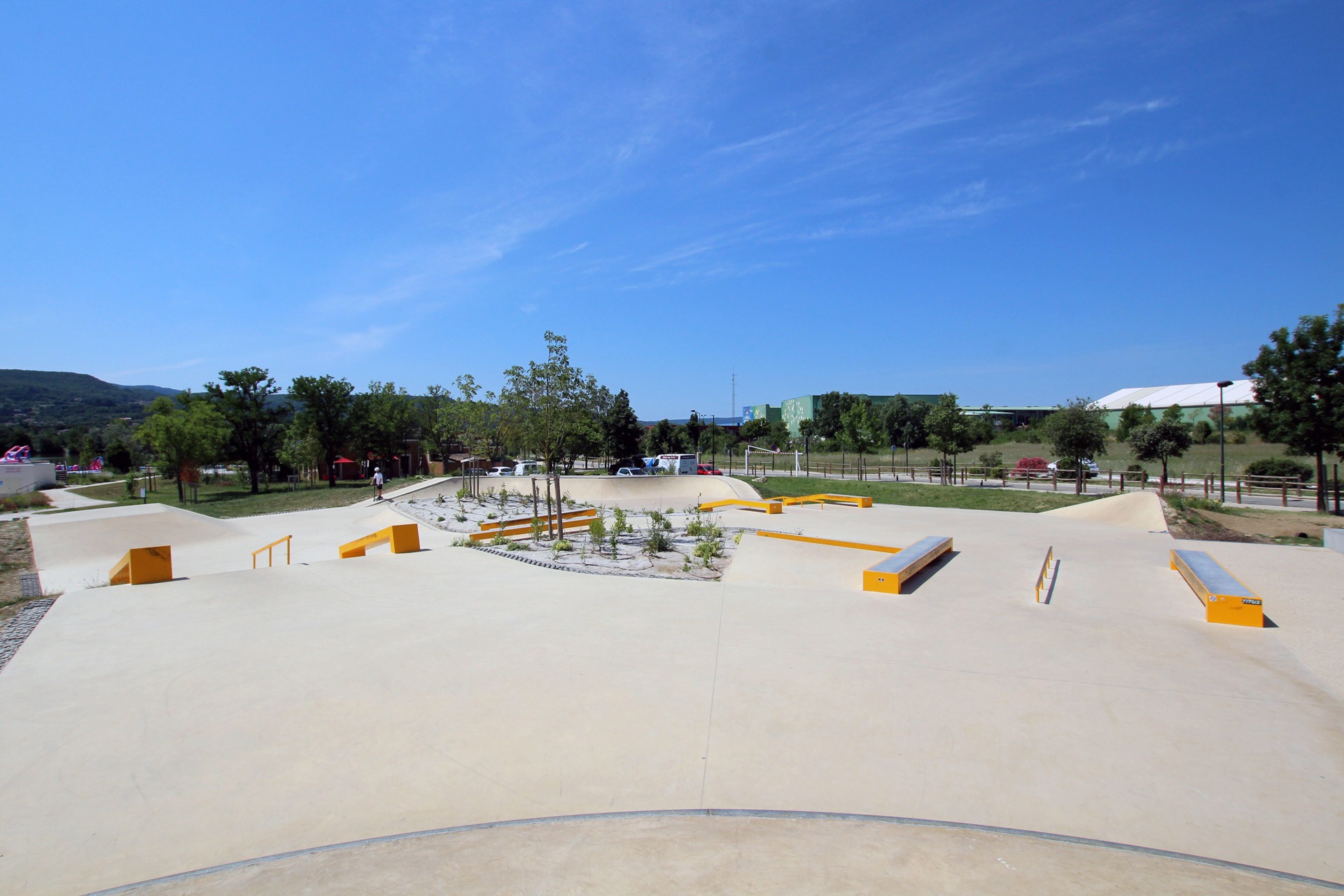 Plan d' Eau Skatepark Apt Skate Spot 4/5