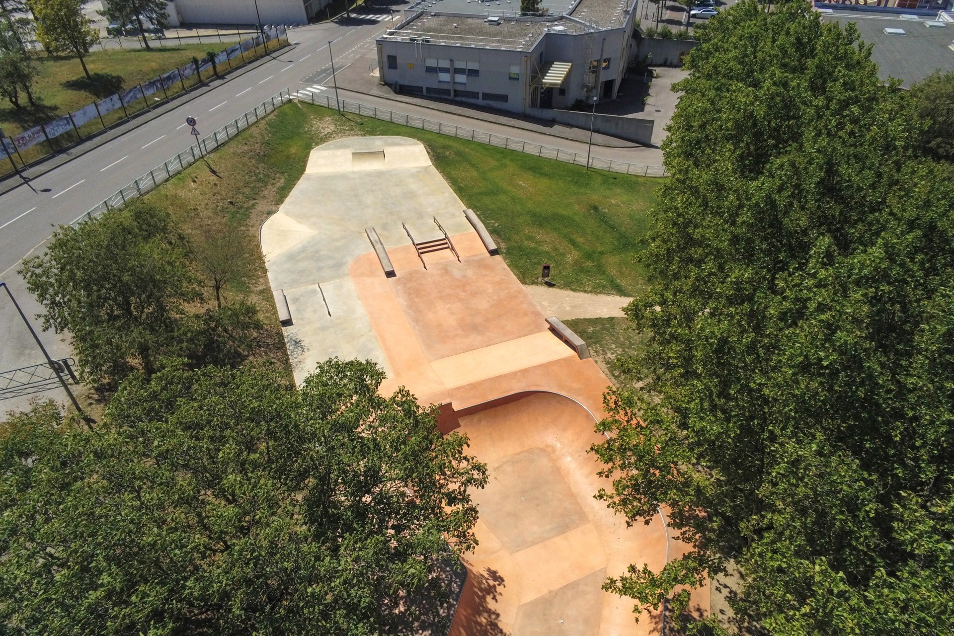 Parc Louis Aragon Skatepark Portes lès Valence Skate Spot 4/5