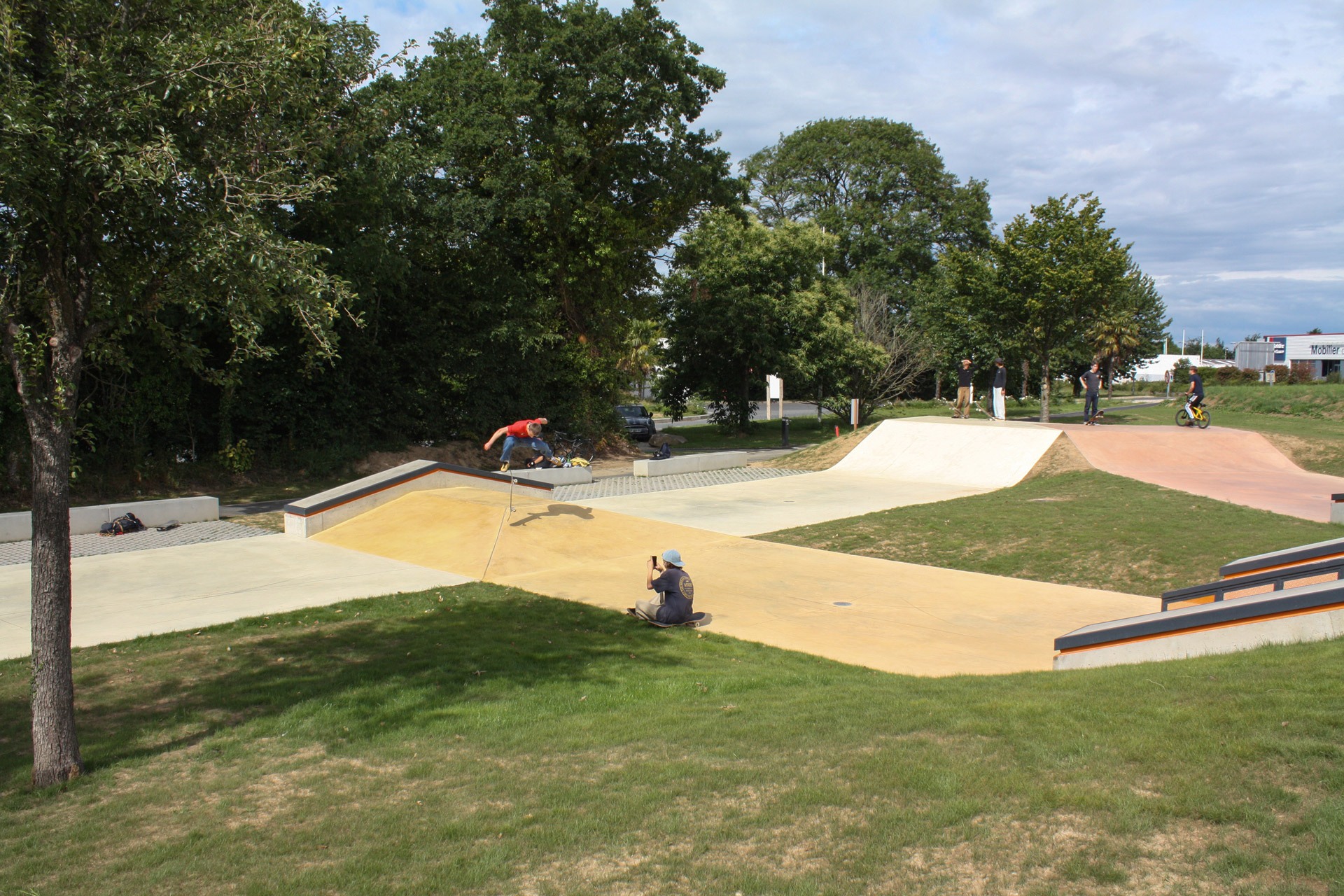 Espace Glisse Skatepark Saint Lô Skate Spot 4/5