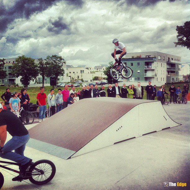 Complexe Chassebœuf Skatepark Pacé Skate Spot 2/5