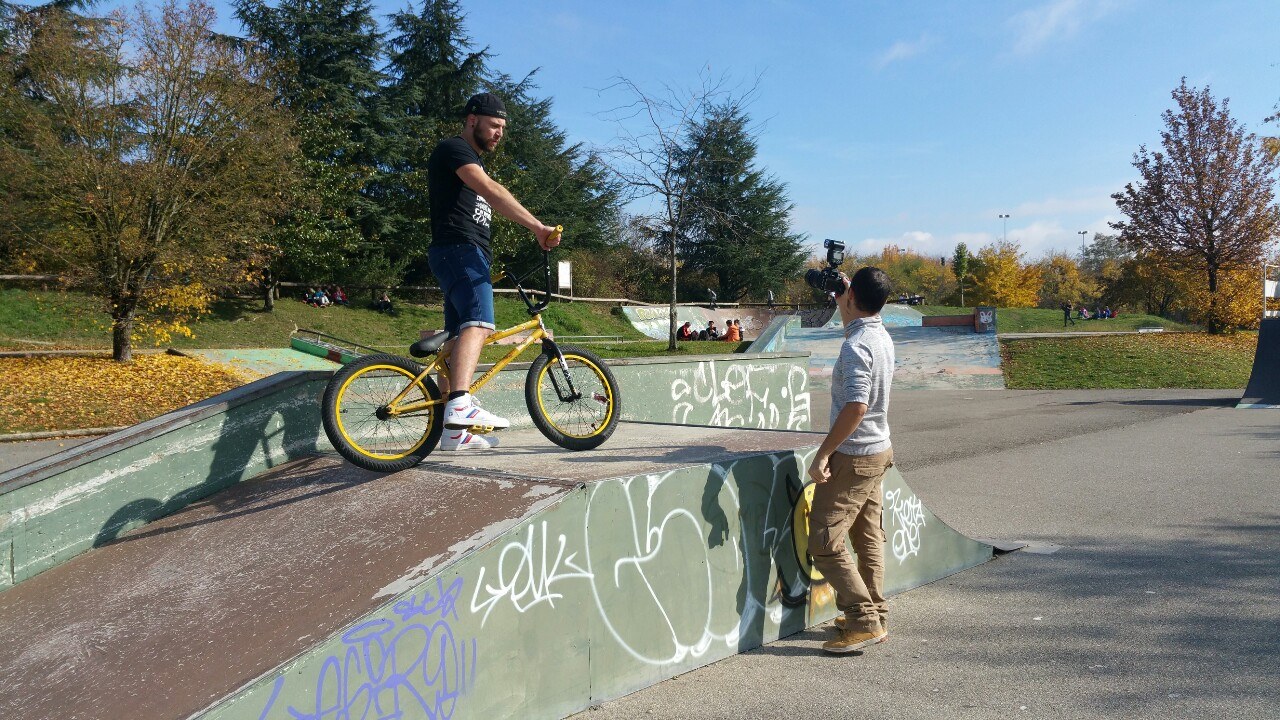 Mas de la Raz Skatepark Villefontaine Skate Spot 3/5