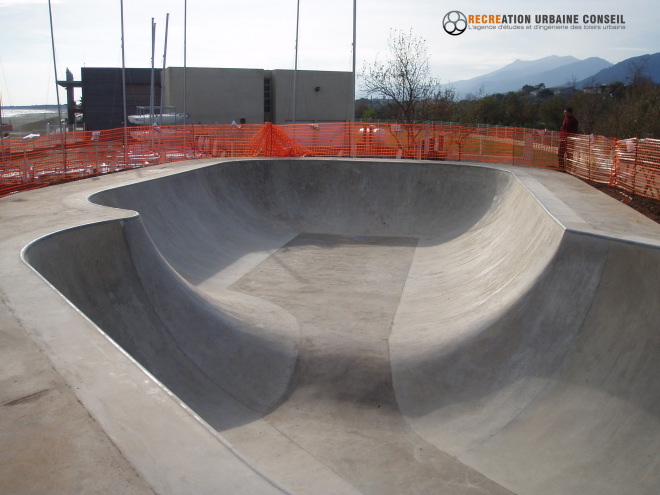Arinella Bowl Bastia Skate Spot 5/5