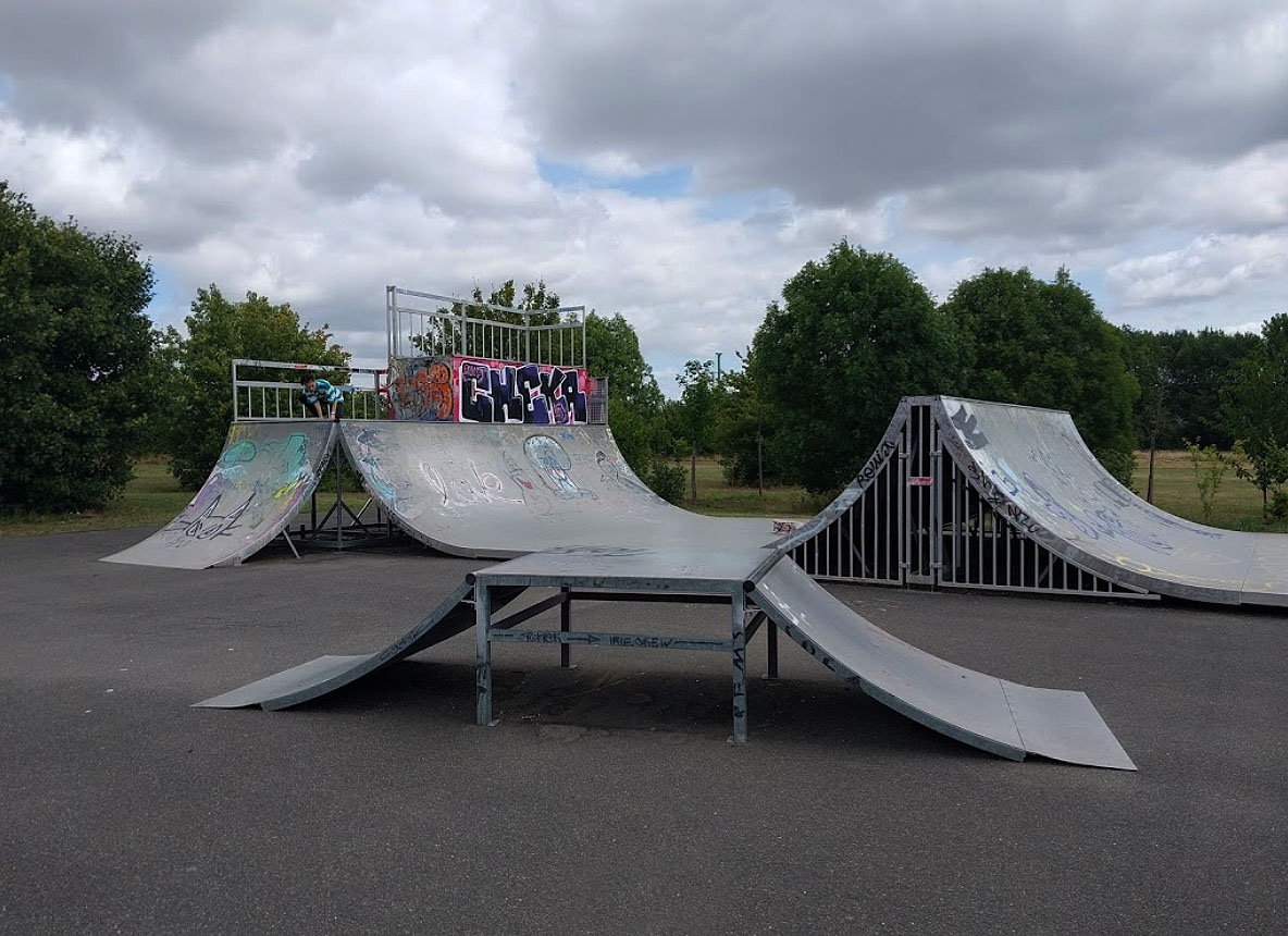 La Cousinerie Skatepark Notre Dame d' Oé Skate Spot 2/5