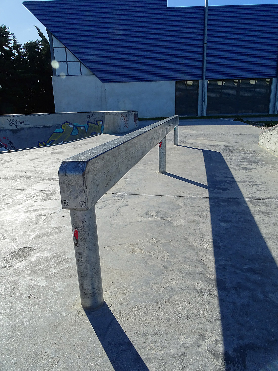 Halle Des Sports Bowl Torreilles Skate Spot 3/5