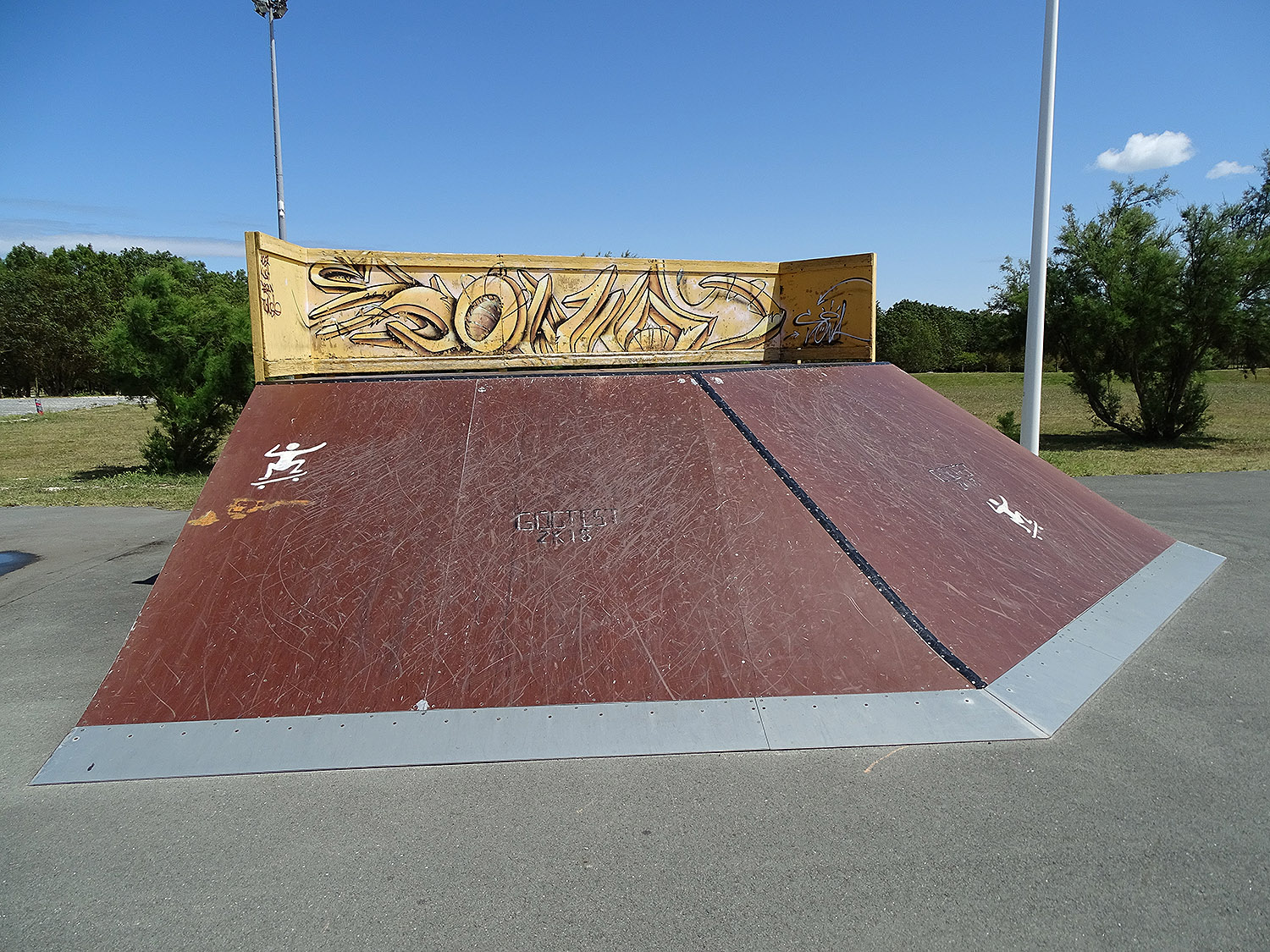 Luna Park Skatepark Saint Georges d' Oléron Skate Spot 3/5