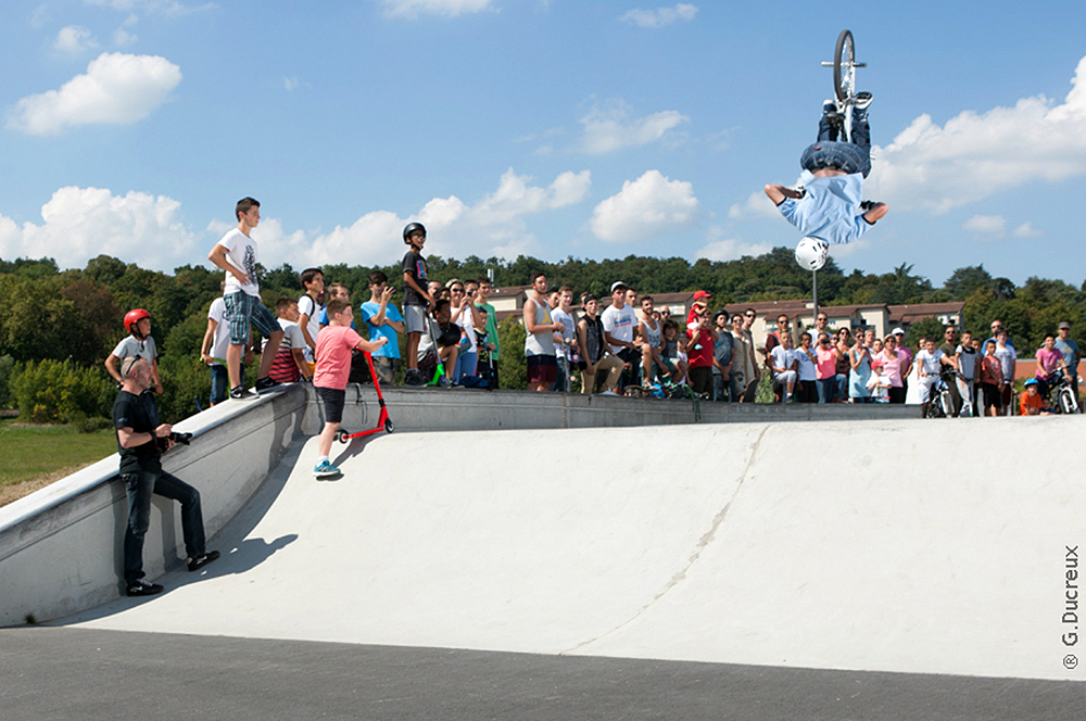 L' Équinoxe Skatepark Saint Genis Laval Skate Spot 4/5