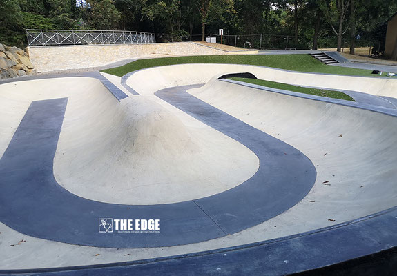Longs Champs Bowl Rennes Skate Spot 4/5
