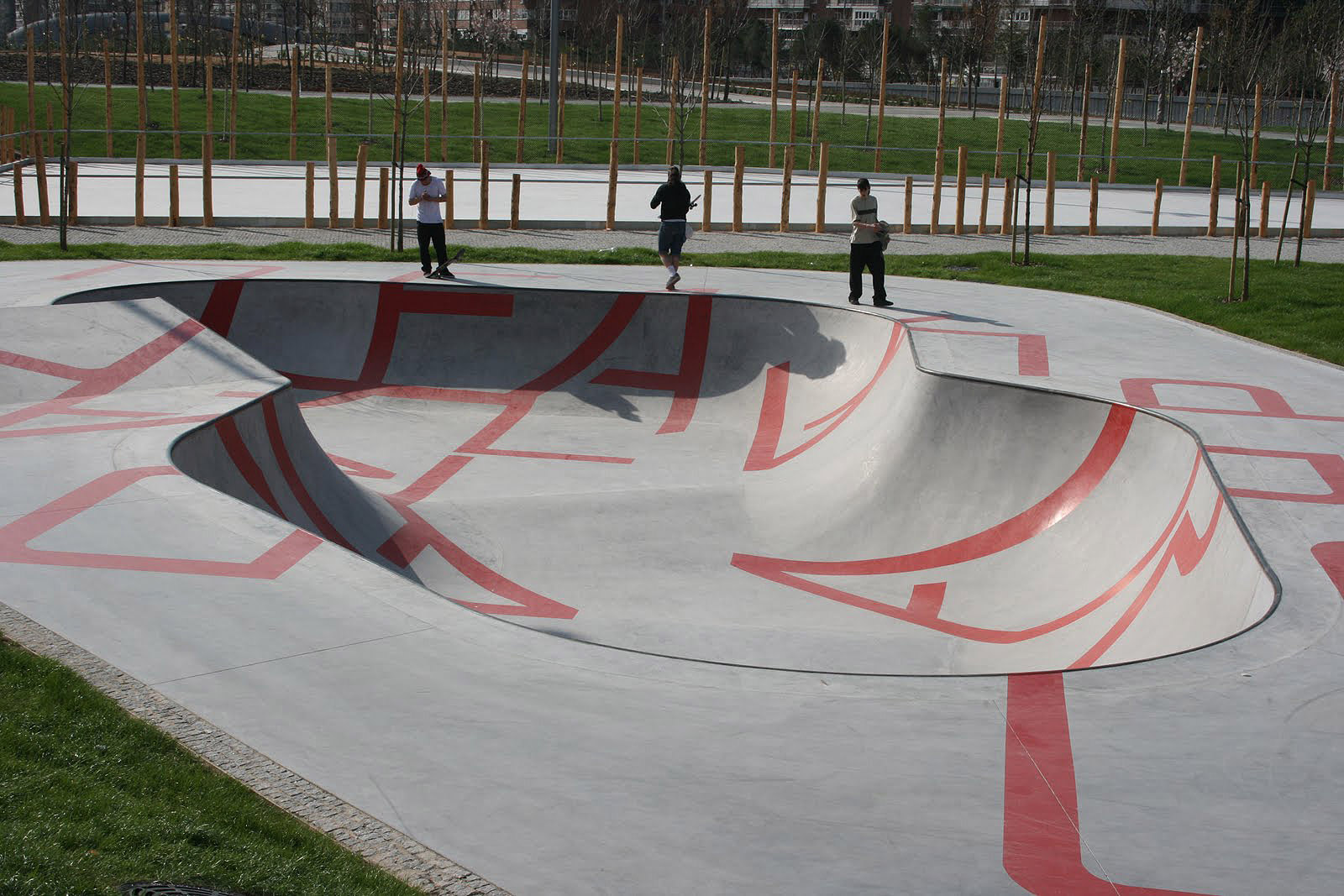 Rio Legazpi Skatepark Madrid Skate Spot 5/5