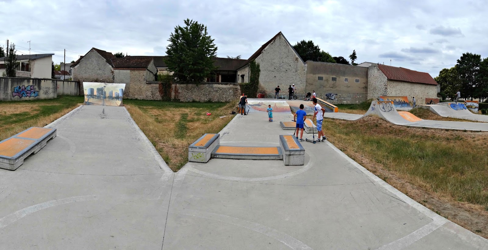 Parc Arthur Clark Skatepark Wissous Skate Spot 3/5