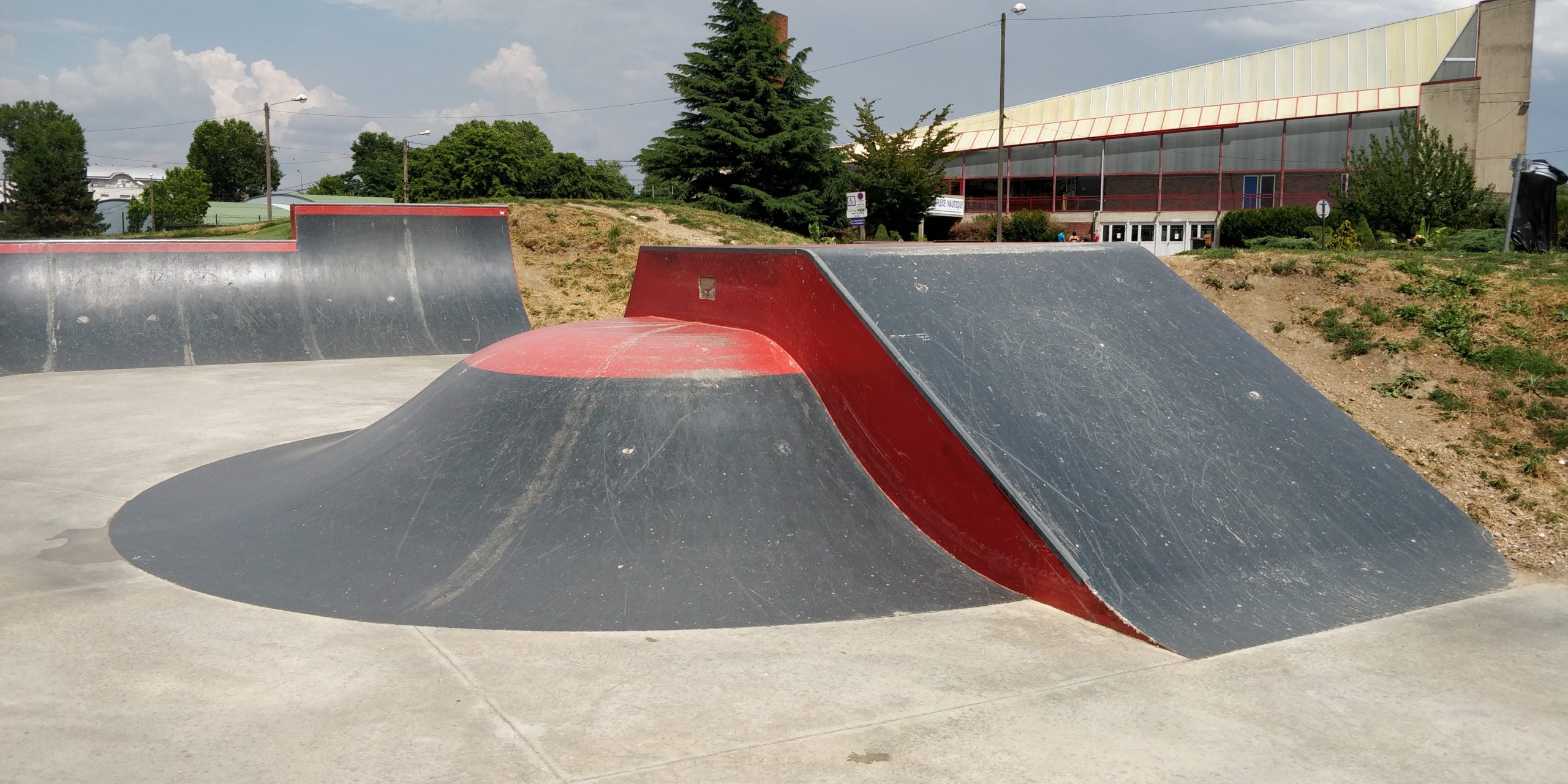 Georges Tauziet Skatepark Meaux Skate Spot 3/5
