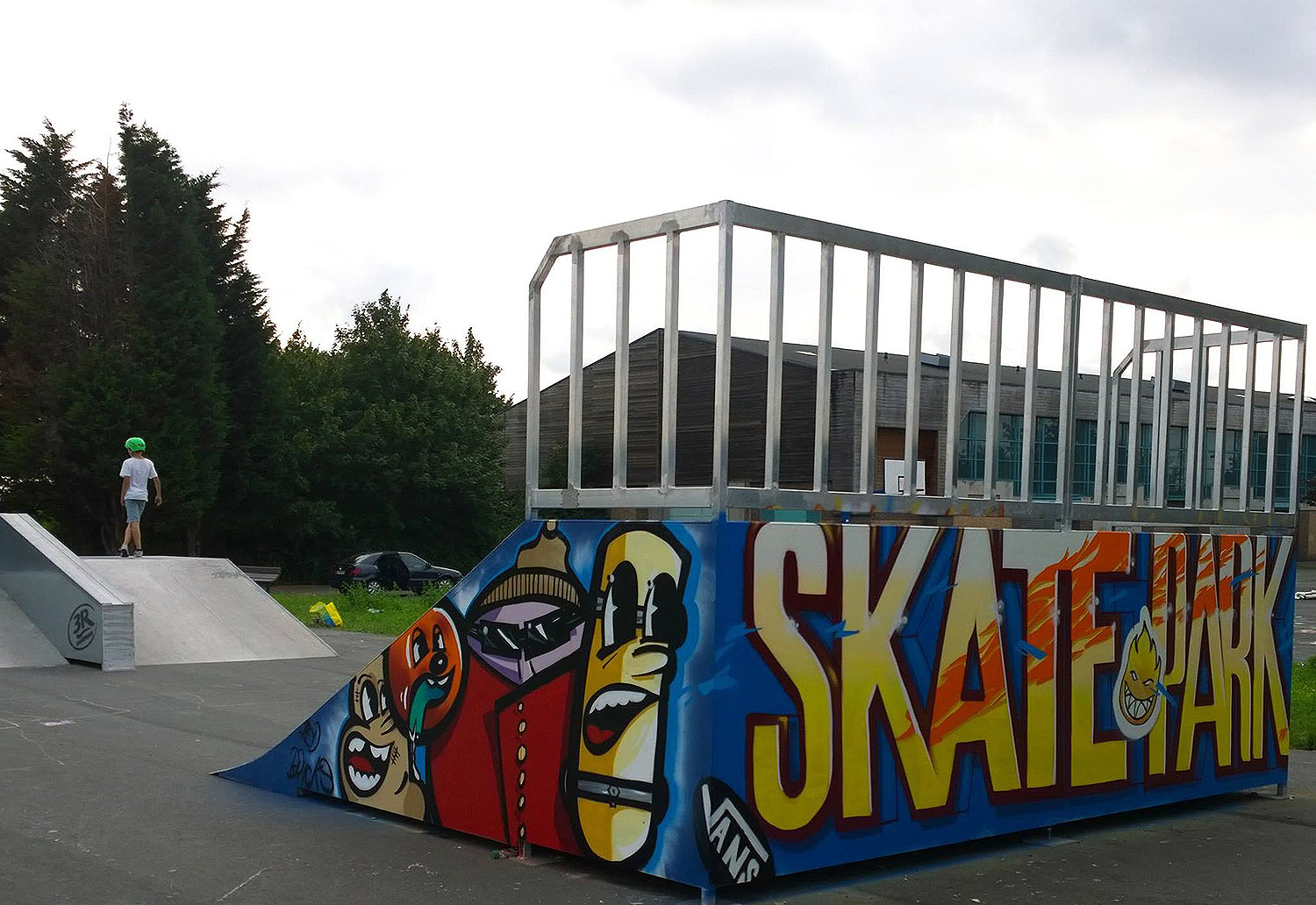 Collège Cassin Skatepark Loos en Gohelle Skate Spot 2/5