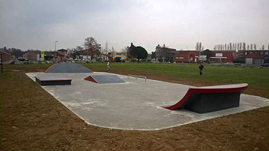 La Tuilerie Skatepark Saint-Jean Skate Spot 1/5