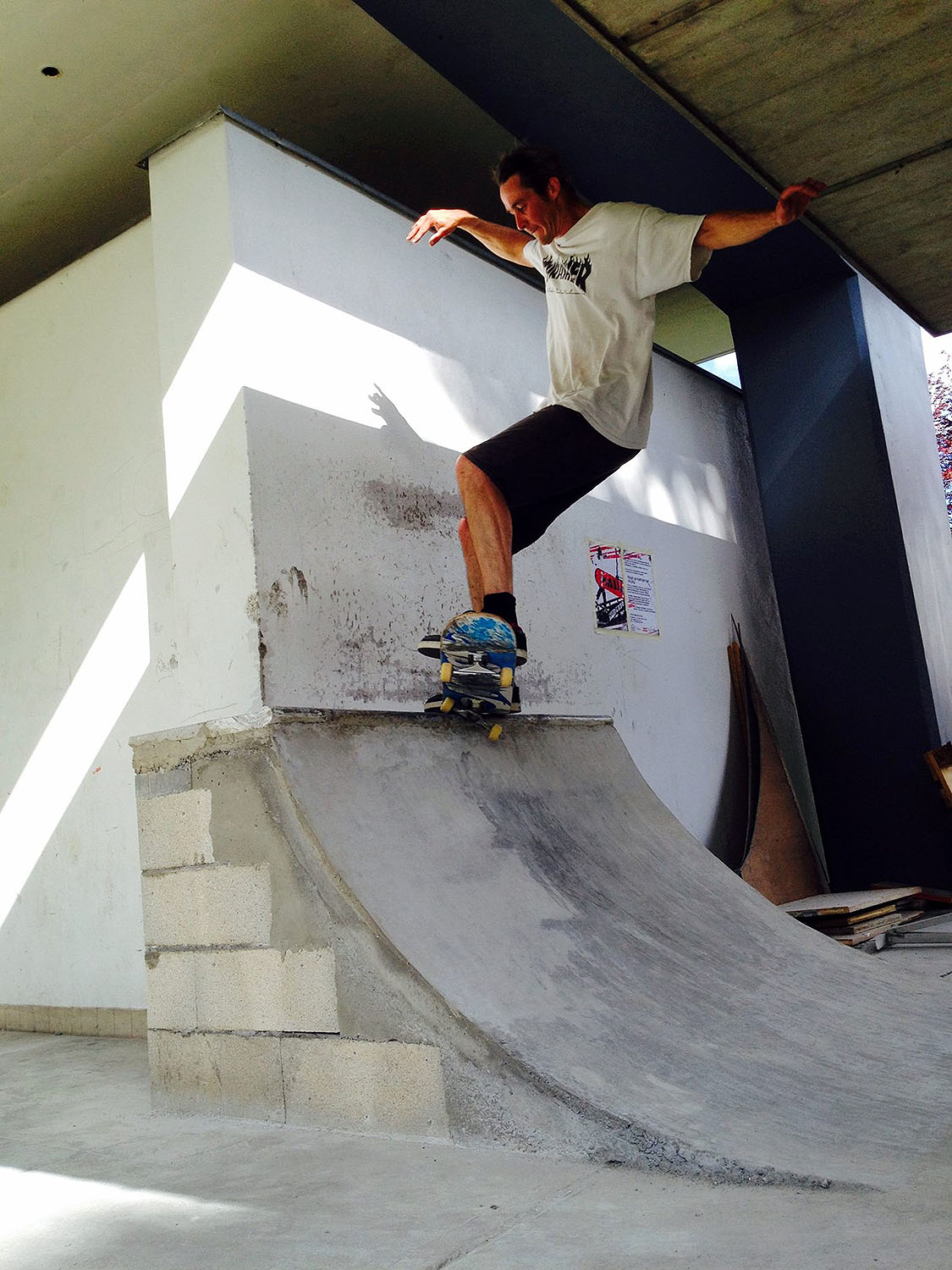 Collège des Jeanneret Do It Yourself Le Locle Skate Spot 4/5