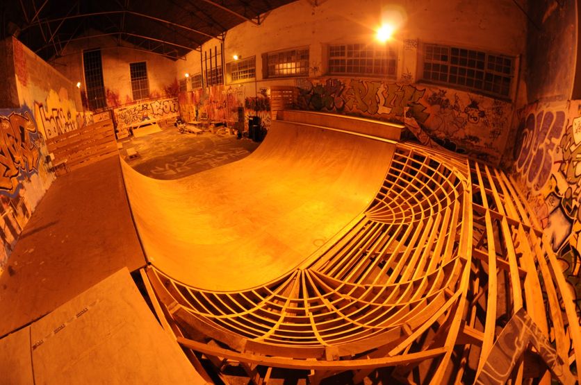 Espace Lovy Indoor Tulle Skate Spot 3/5