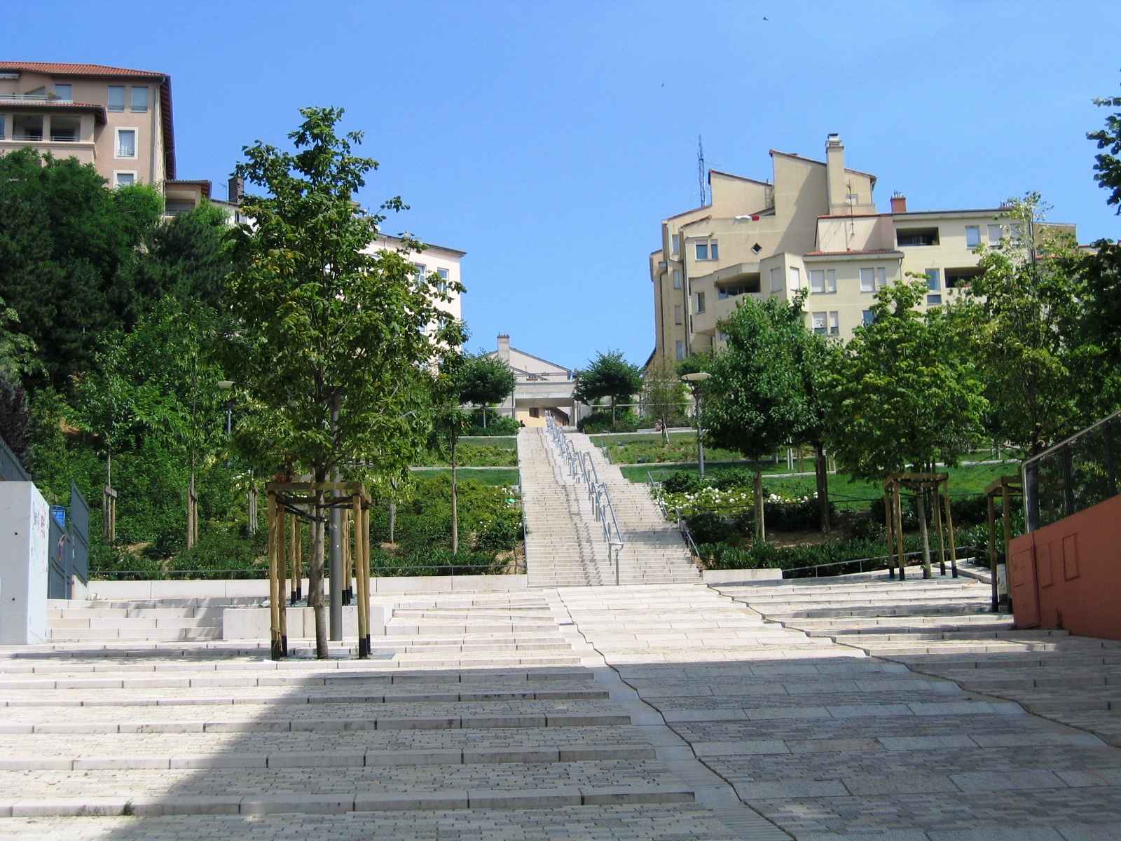 La Grande Côte Spot Street Lyon Skate Spot 3/5