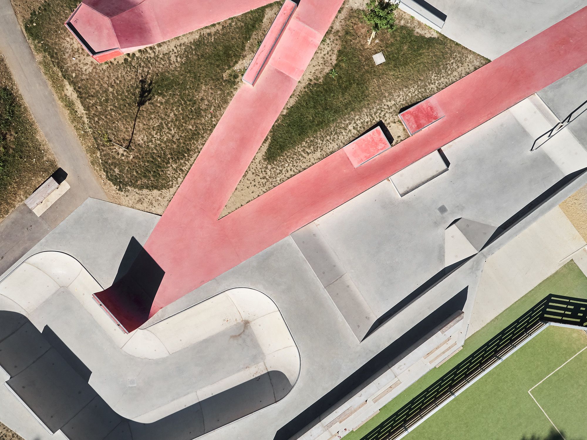 Parc du Journans Skatepark Gex Skate Spot 4/5