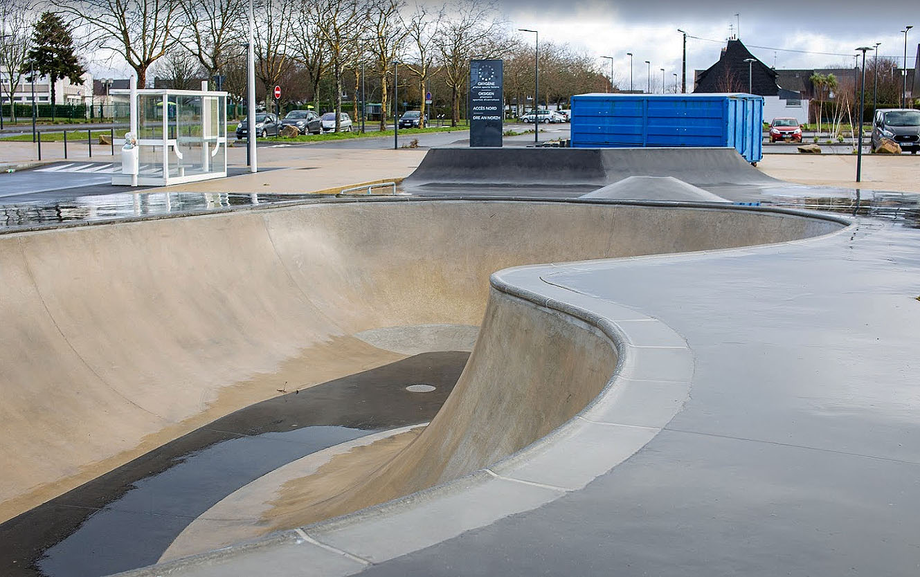 Plaine Oxygène Skatepark Ploemeur Skate Spot 3/5