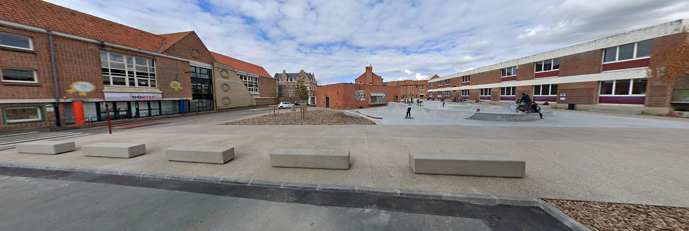 Mail ST Eloi Bowl Hazebrouck Skate Spot 4/5