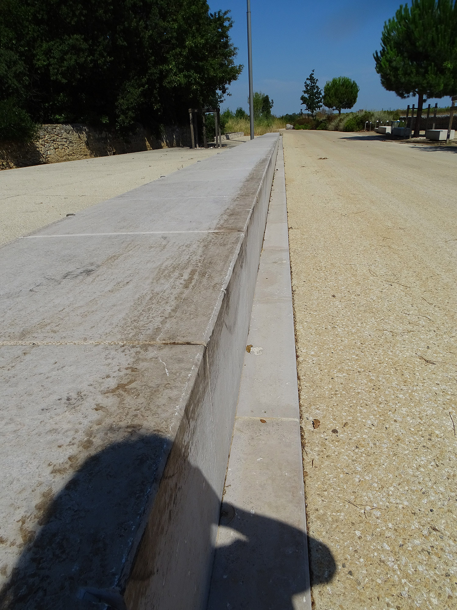 Château de la Mogère Spot Street Montpellier Skate Spot 3/5