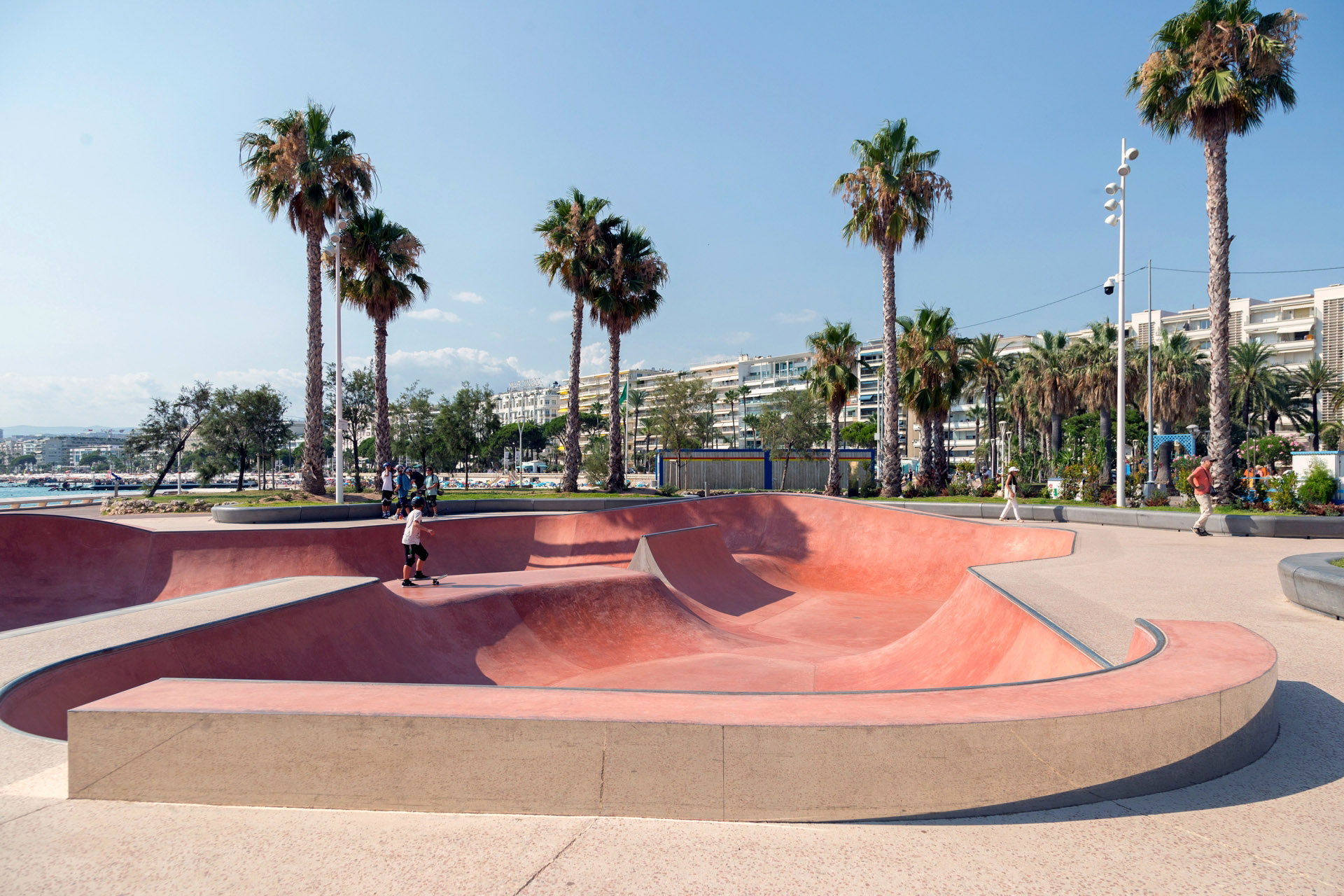 La Roseraie Bowl Cannes Skate Spot 5/5