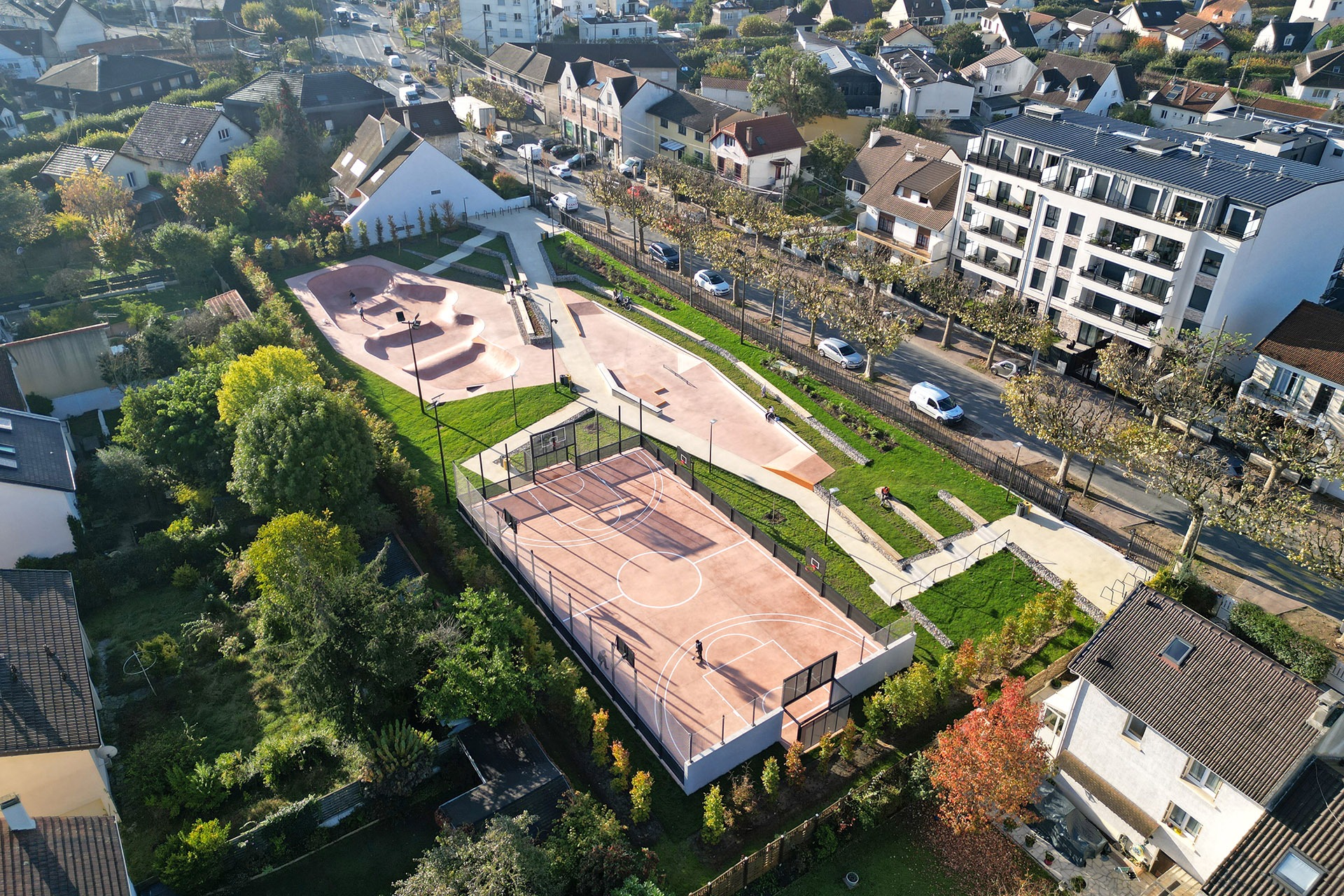 Parc Coeur de Ville Bowl Gournay-sur-Marne Skate Spot 4/5