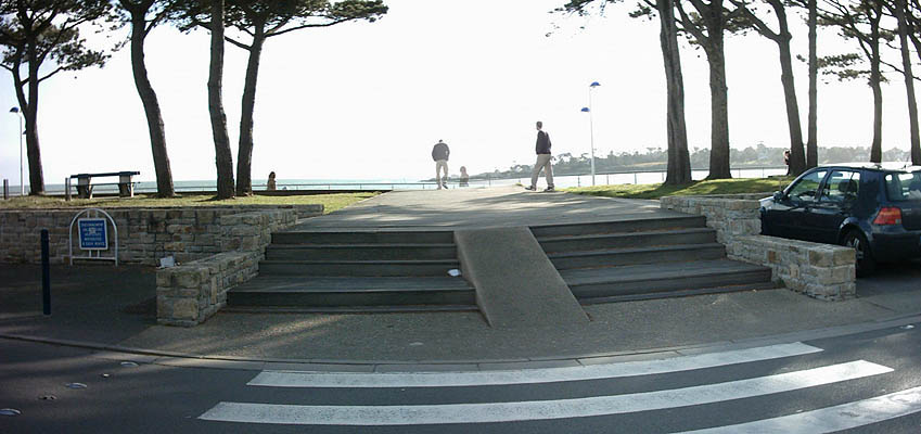 Casino Spot Street Bénodet Skate Spot 3/5