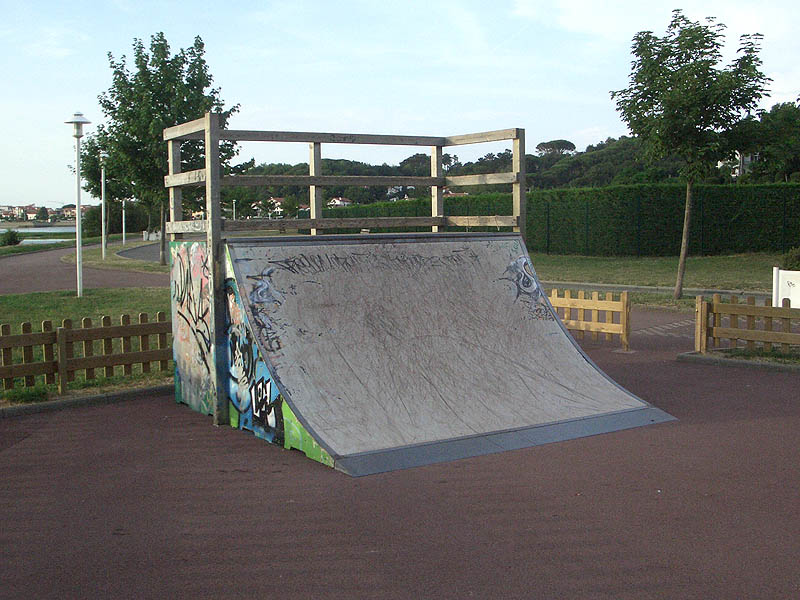 Beltzenea Skatepark Hendaye Skate Spot 2/5